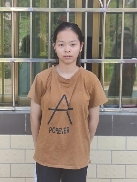 刘洁单人照 刘洁单人照